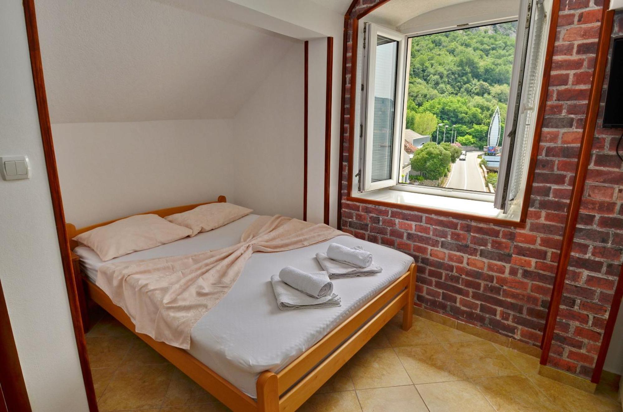 Apartments Mir I Dobro Kotor Buitenkant foto