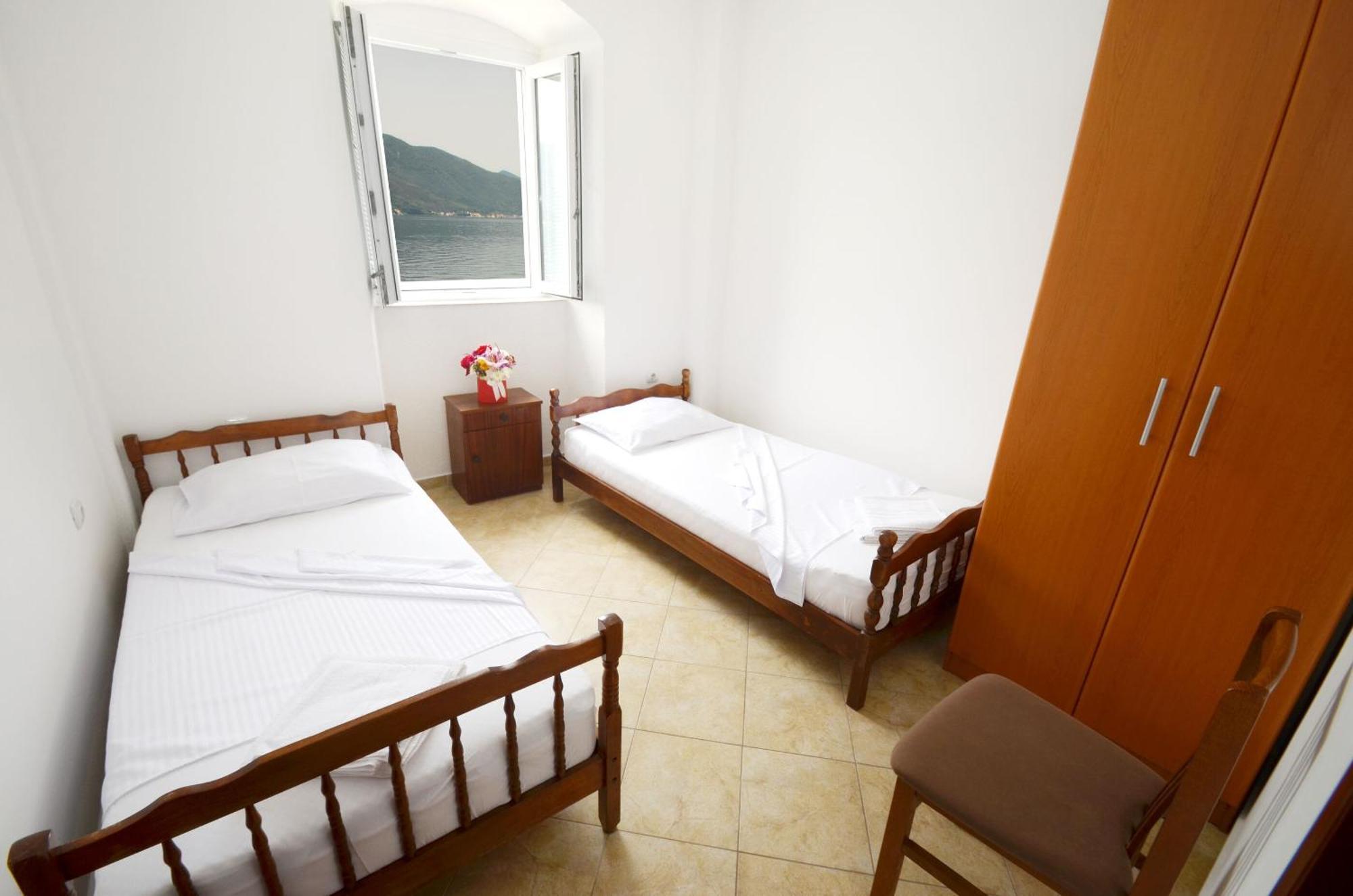 Apartments Mir I Dobro Kotor Buitenkant foto