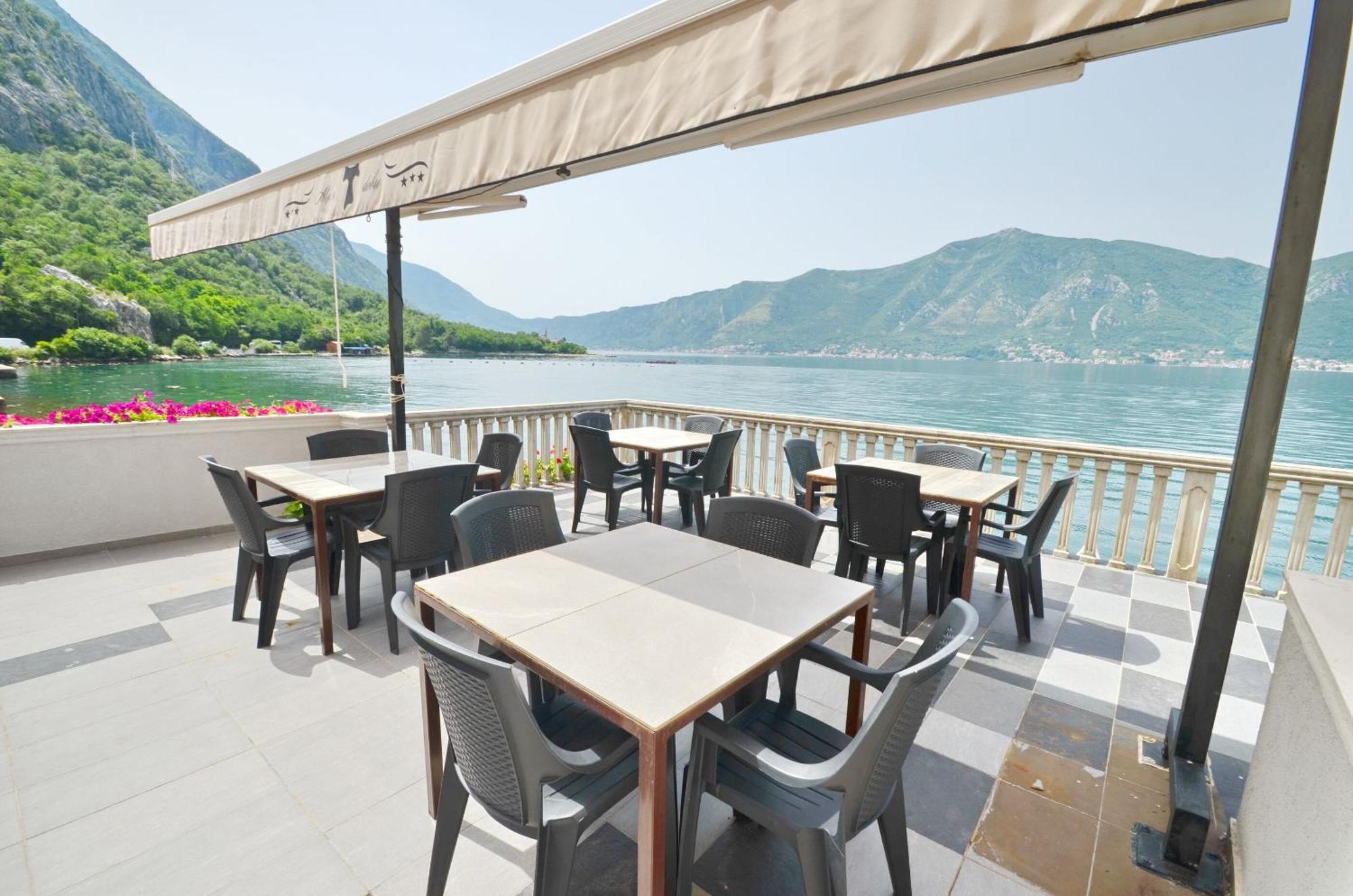 Apartments Mir I Dobro Kotor Buitenkant foto