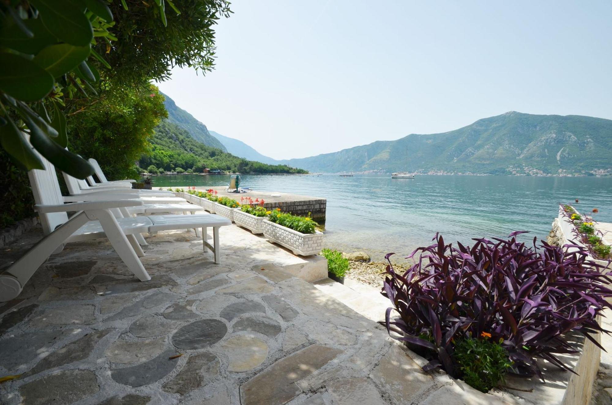 Apartments Mir I Dobro Kotor Buitenkant foto
