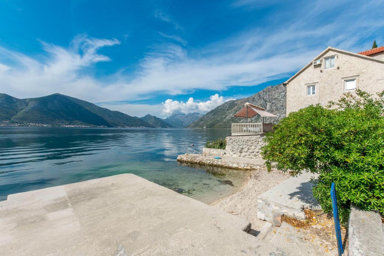 Apartments Mir I Dobro Kotor Buitenkant foto